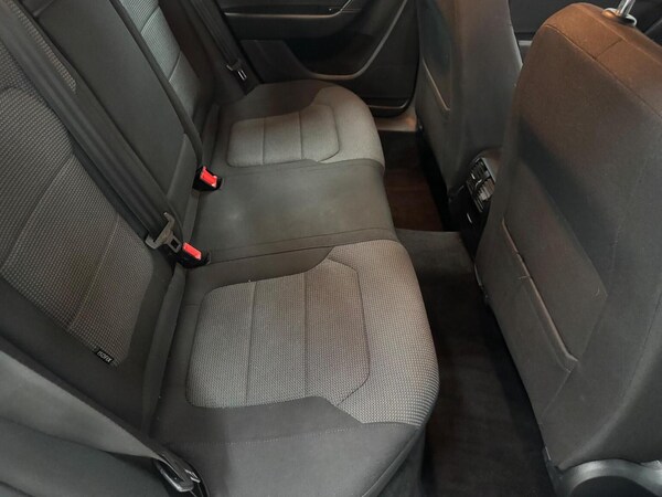 Used Volkswagen Passat 2013 for sale - 76305479: Photo 12