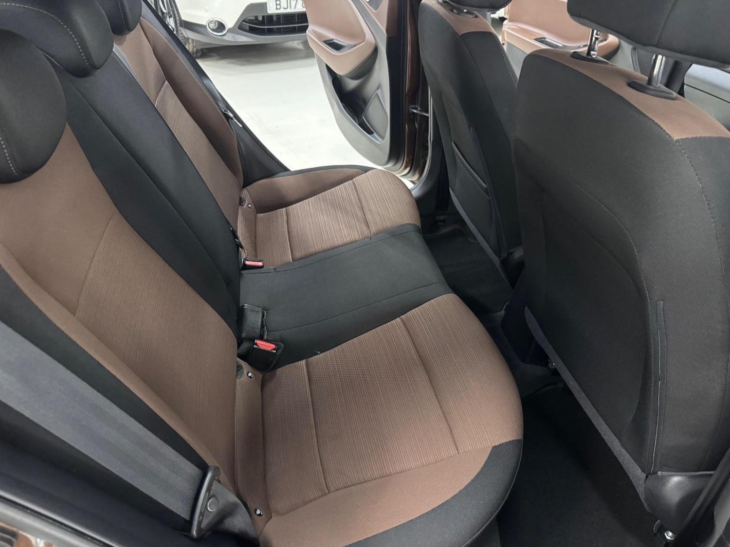 Used Hyundai i20 2015 for sale - 76446014: Photo 23