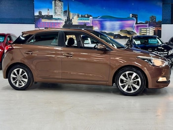 Used Hyundai i20 2015 for sale - 76446014: Photo