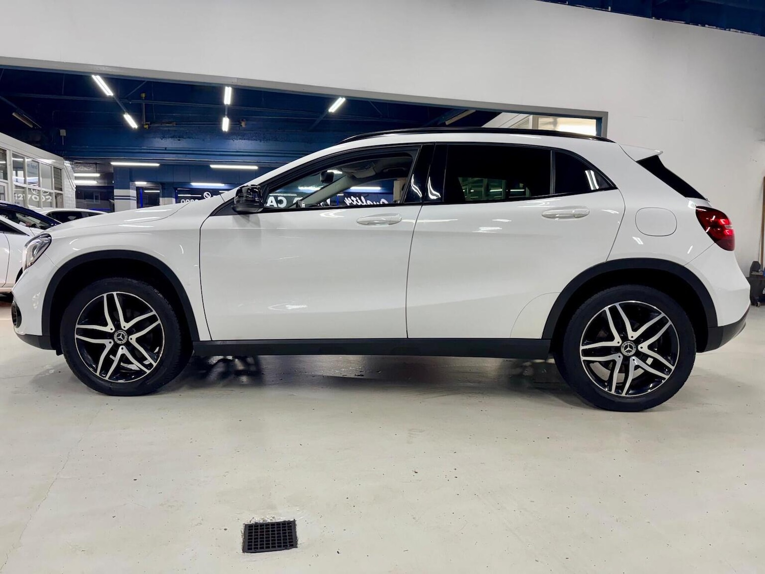Used Mercedes-Benz GLA 2019 for sale - 76527374: Photo 11