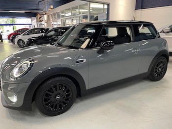 Used MINI Hatch 2018 for sale - 78987045: Photo