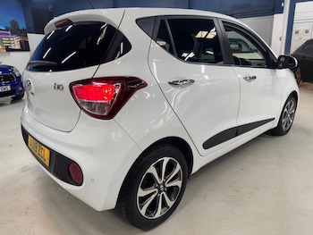 Used Hyundai i10 2019 for sale - 78944858: Photo