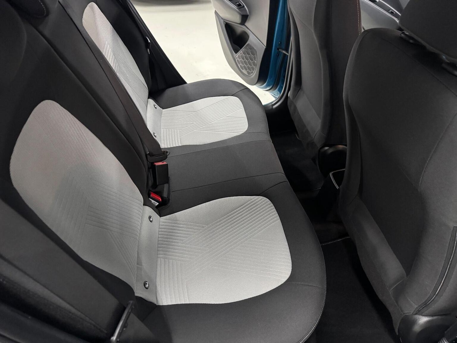 Used Hyundai i10 2021 for sale - 76712422: Photo 21