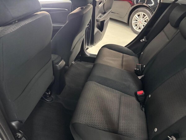 Used Honda Jazz 2018 for sale - 76305514: Photo 19