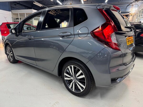 Used Honda Jazz 2018 for sale - 76305514: Photo 7