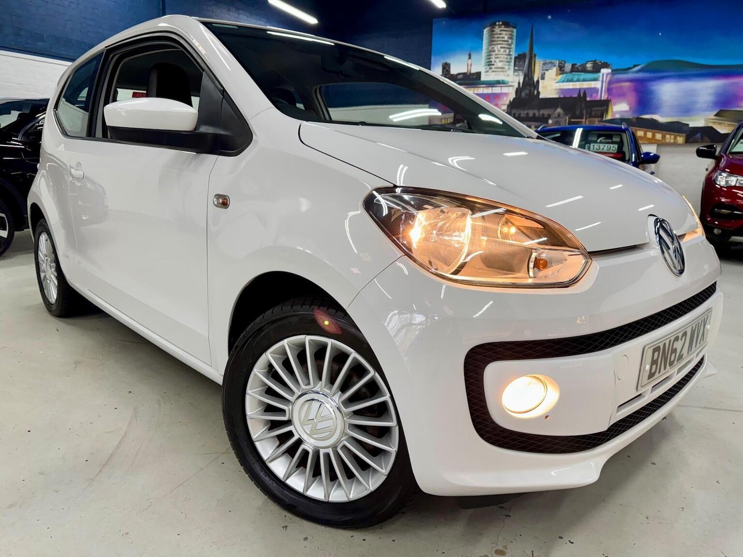 Used Volkswagen up! 2012 for sale - 76830366: Photo 1