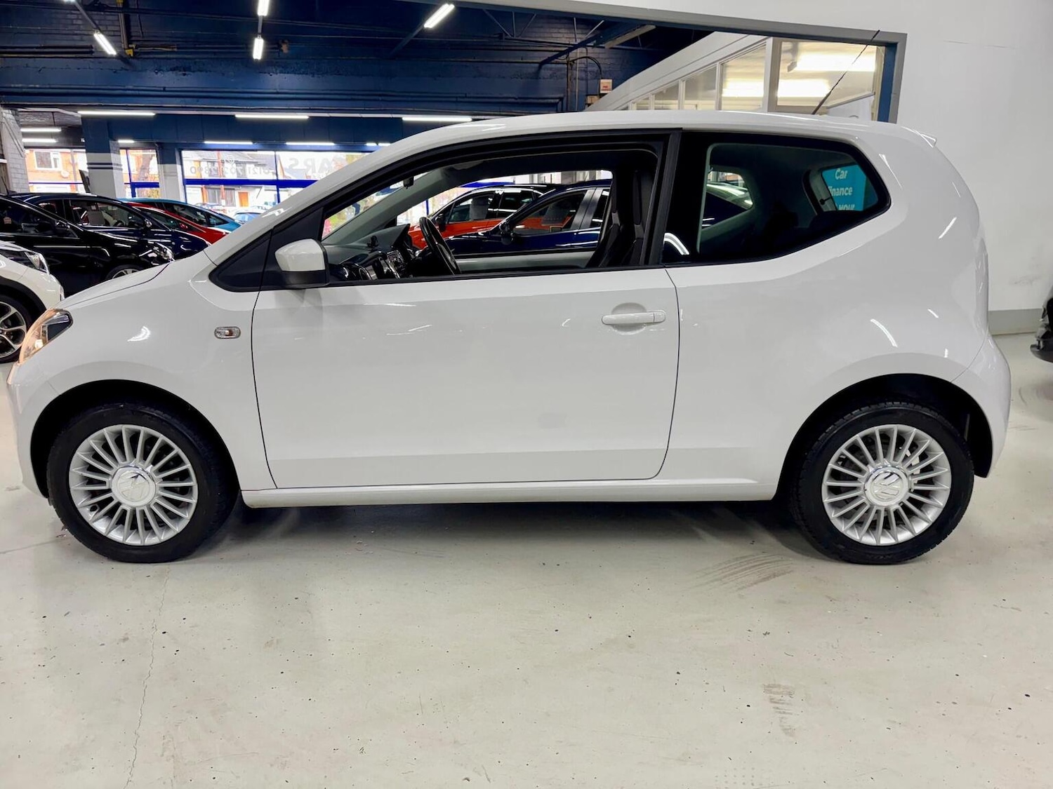 Used Volkswagen up! 2012 for sale - 76830366: Photo 12