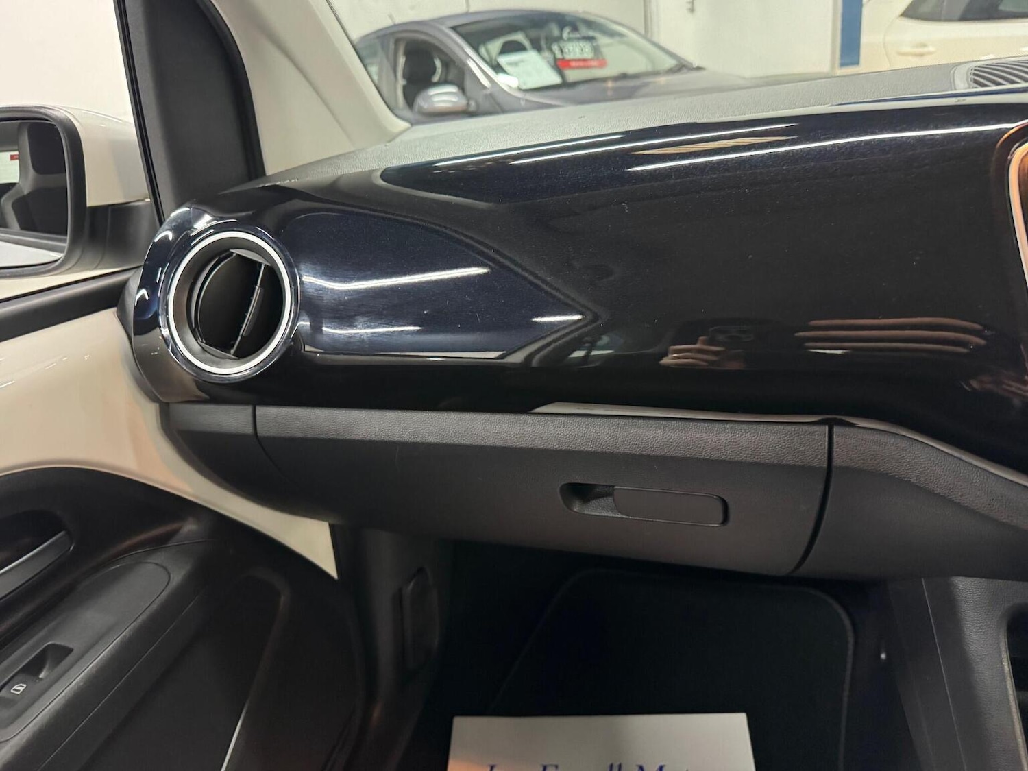 Used Volkswagen up! 2012 for sale - 76830366: Photo 29