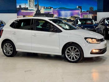 Used Volkswagen Polo 2015 for sale - 79417428: Photo