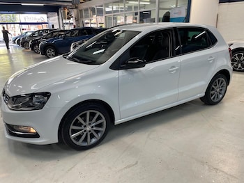 Used Volkswagen Polo 2015 for sale - 79417428: Photo