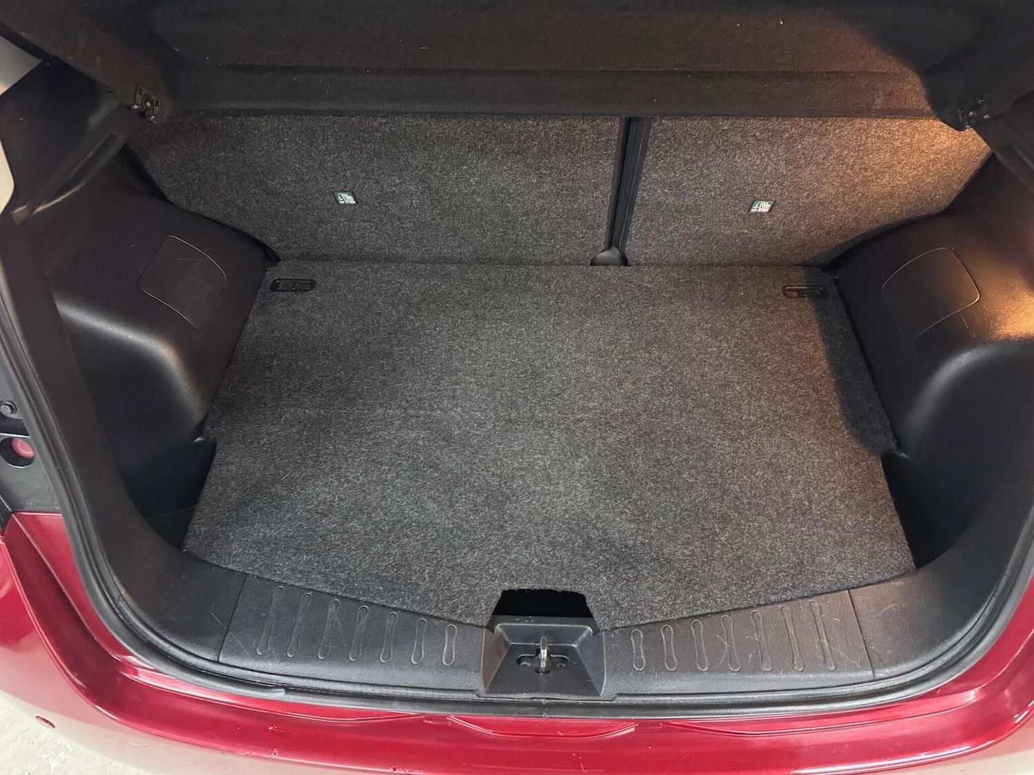 Used Nissan Note 2015 for sale - 76687197: Photo 11