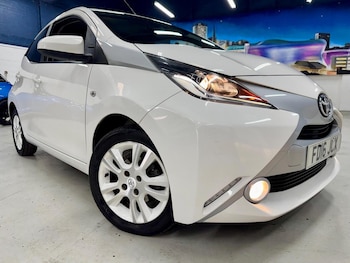 Used Toyota AYGO 2016 for sale - 76305522: Photo