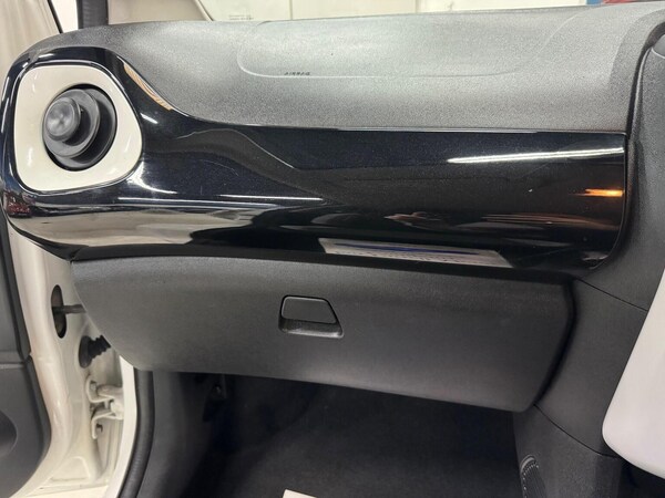 Used Toyota AYGO 2016 for sale - 76305522: Photo 36