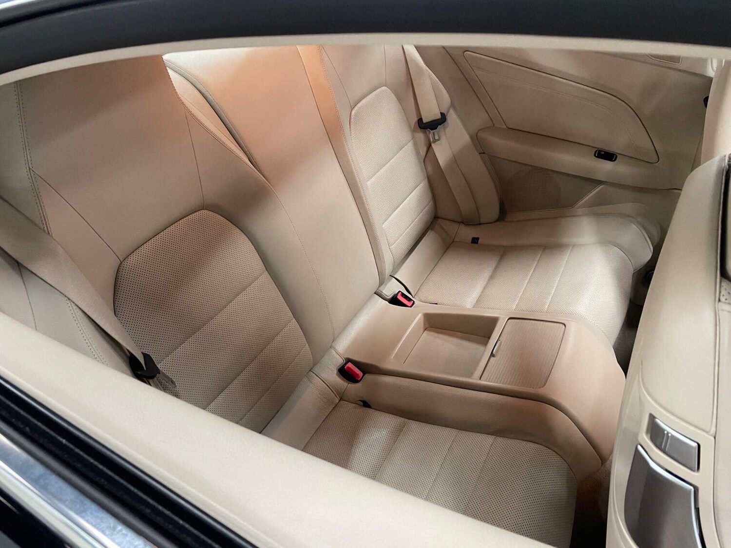 Used Mercedes-Benz E Class 2014 for sale - 77807151: Photo 17