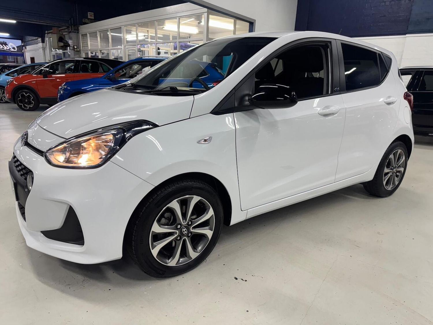 Used Hyundai i10 2019 for sale - 76963283: Photo 6