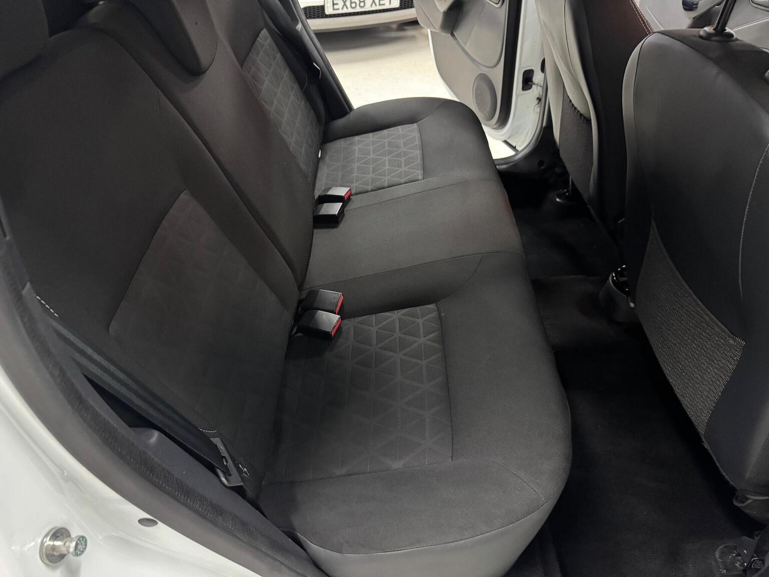 Used Dacia Duster 2015 for sale - 77173168: Photo 24