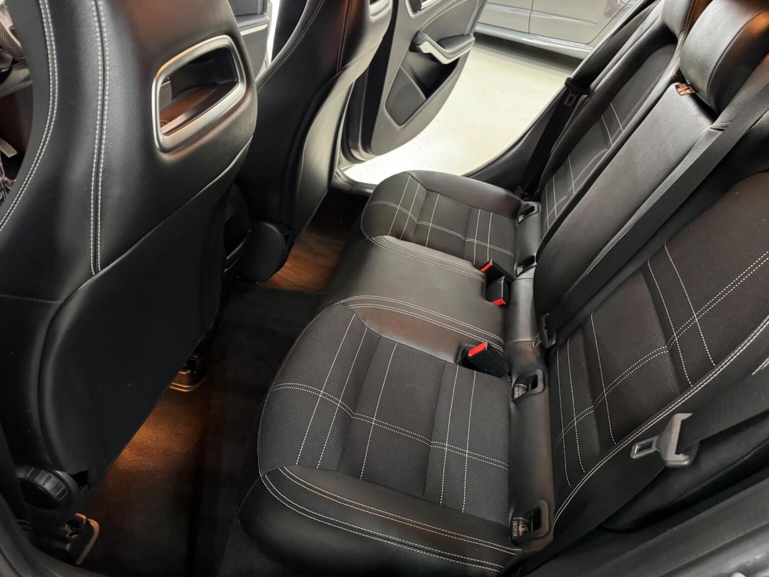 Used Mercedes-Benz A-Class 2014 for sale - 77897772: Photo 16