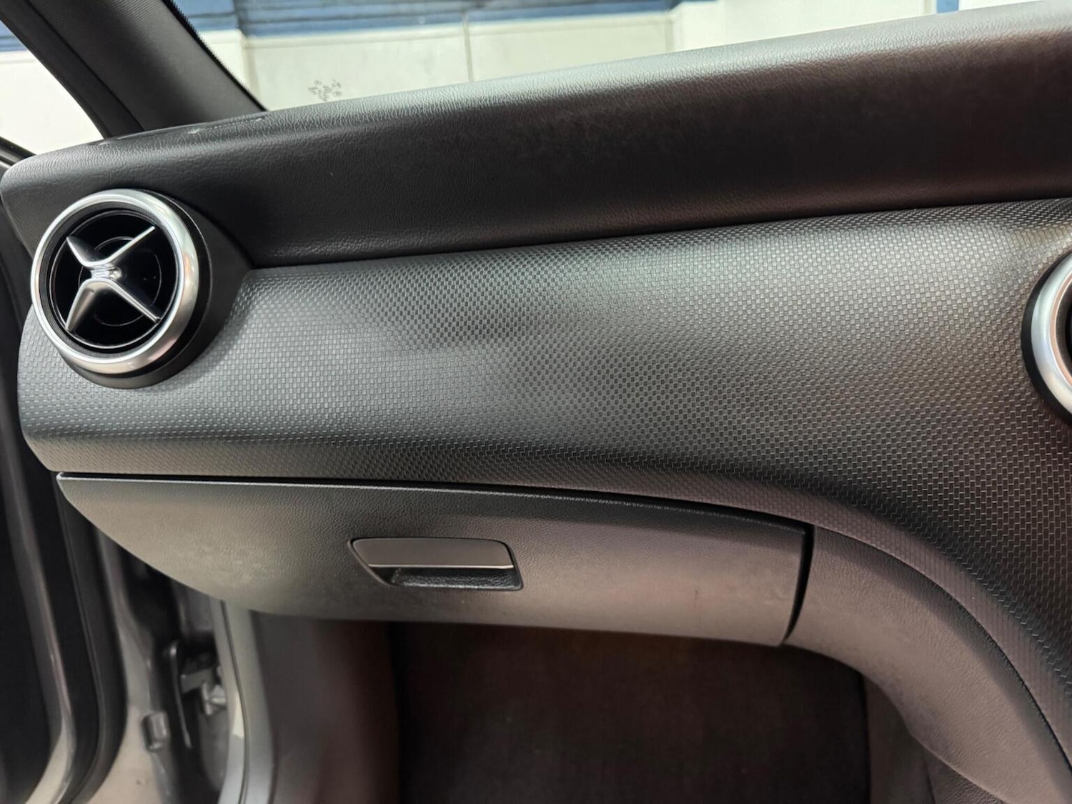 Used Mercedes-Benz A-Class 2014 for sale - 77897772: Photo 36