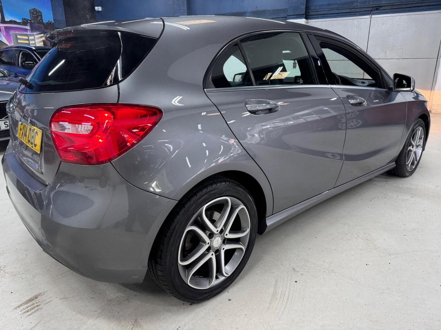 Used Mercedes-Benz A-Class 2014 for sale - 77897772: Photo 4