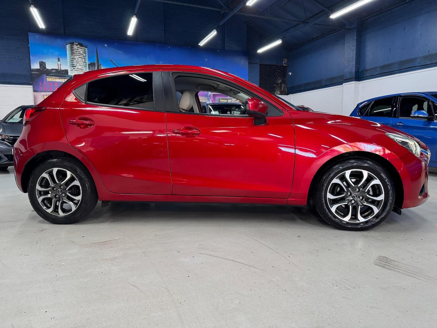 Used Mazda Mazda2 2015 for sale - 76369311: Photo 13