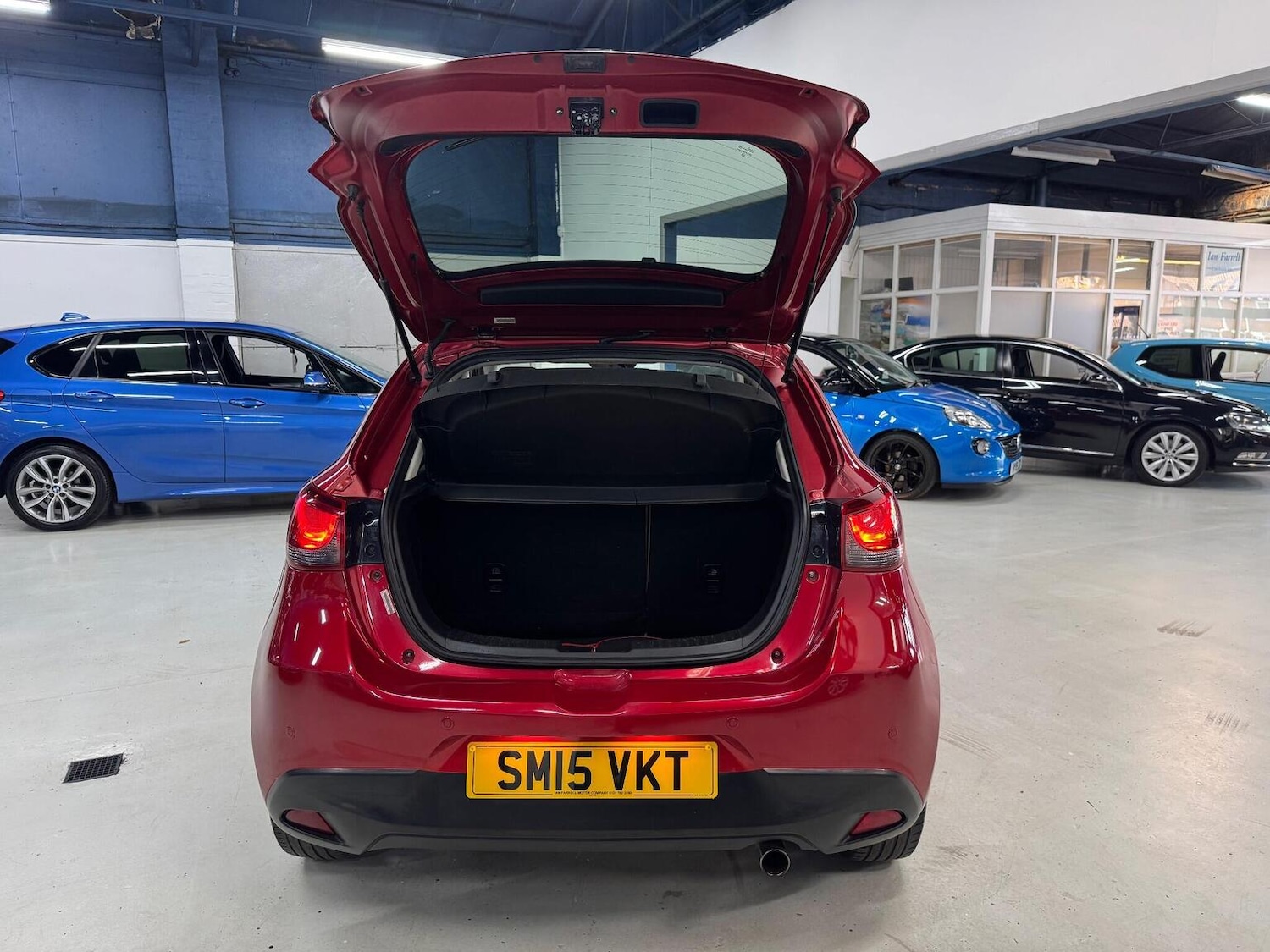 Used Mazda Mazda2 2015 for sale - 76369311: Photo 16