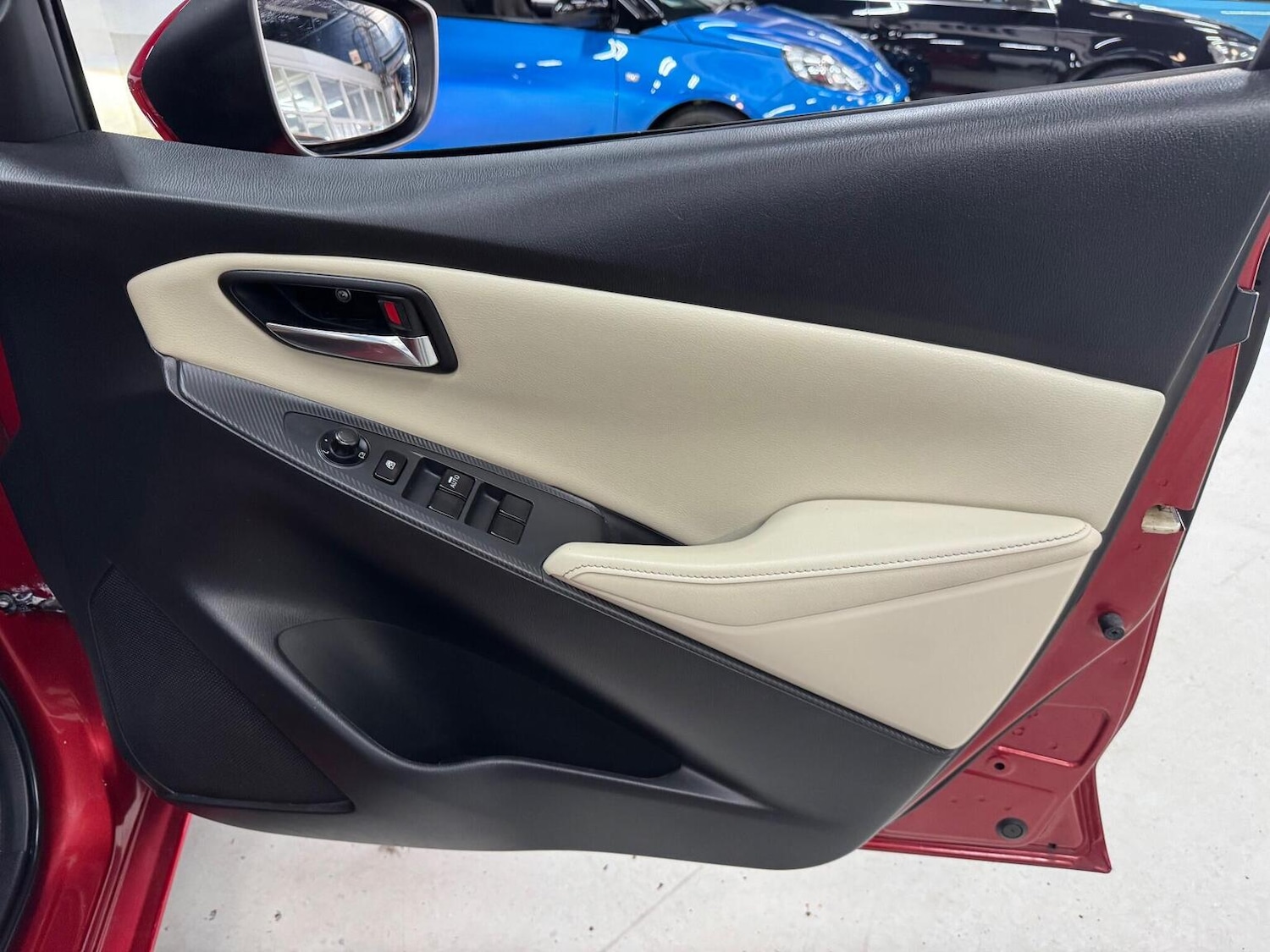 Used Mazda Mazda2 2015 for sale - 76369311: Photo 17