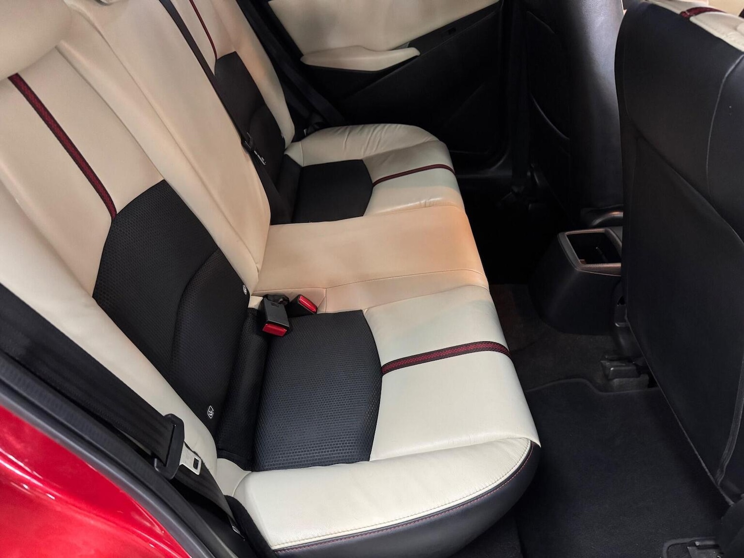 Used Mazda Mazda2 2015 for sale - 76369311: Photo 23