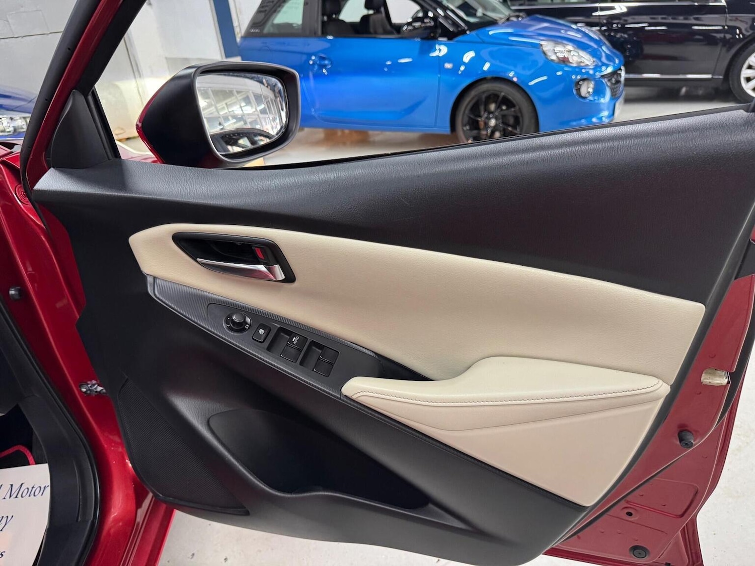 Used Mazda Mazda2 2015 for sale - 76369311: Photo 24