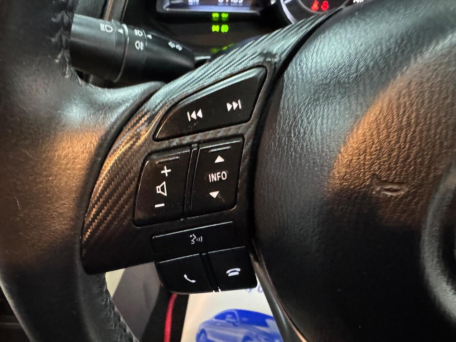 Used Mazda Mazda2 2015 for sale - 76369311: Photo 28