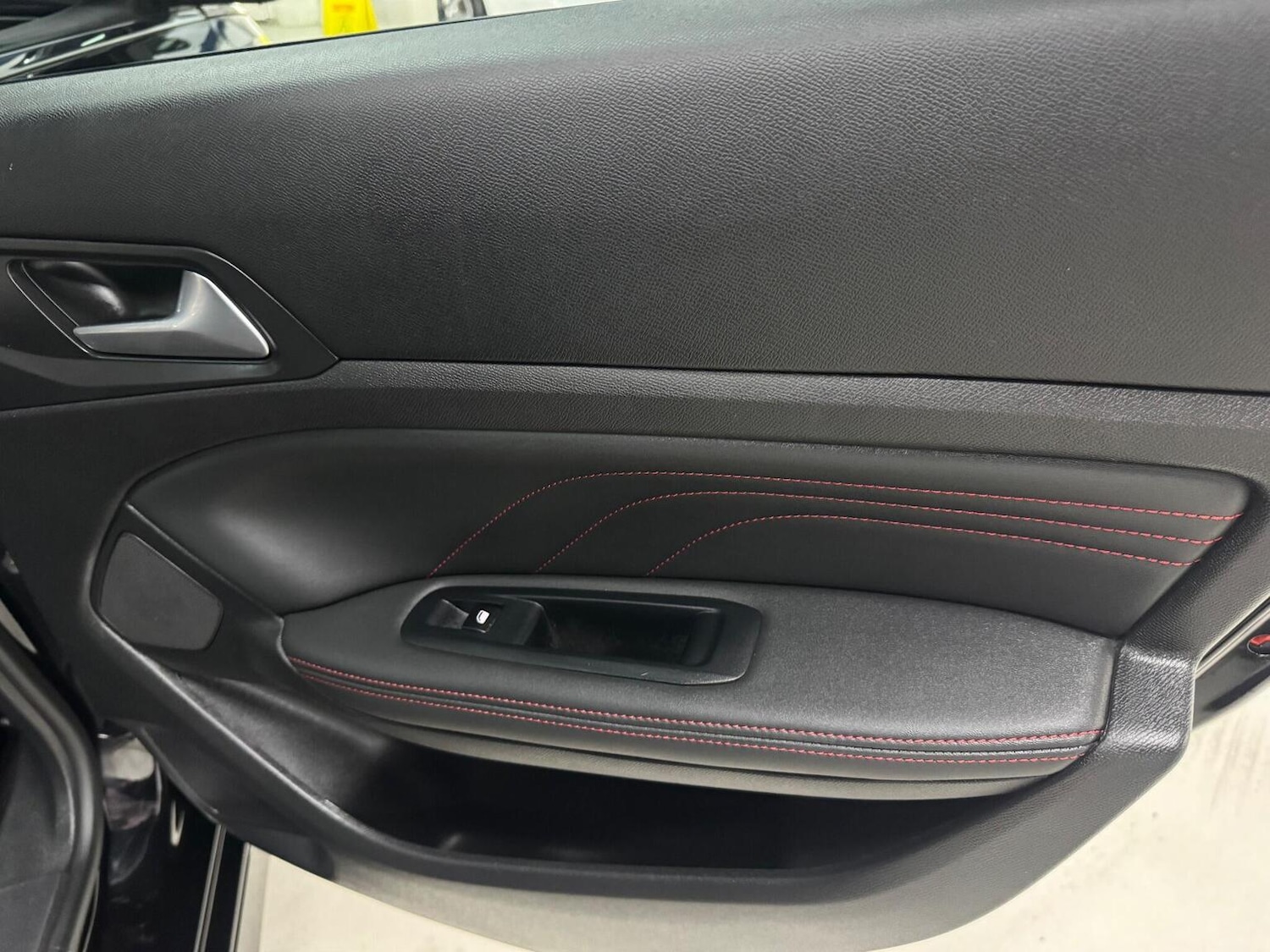 Used Peugeot 308 SW 2019 for sale - 76571236: Photo 19