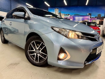 Used Toyota Auris 2014 for sale - 77207528: Photo