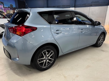Used Toyota Auris 2014 for sale - 77207528: Photo