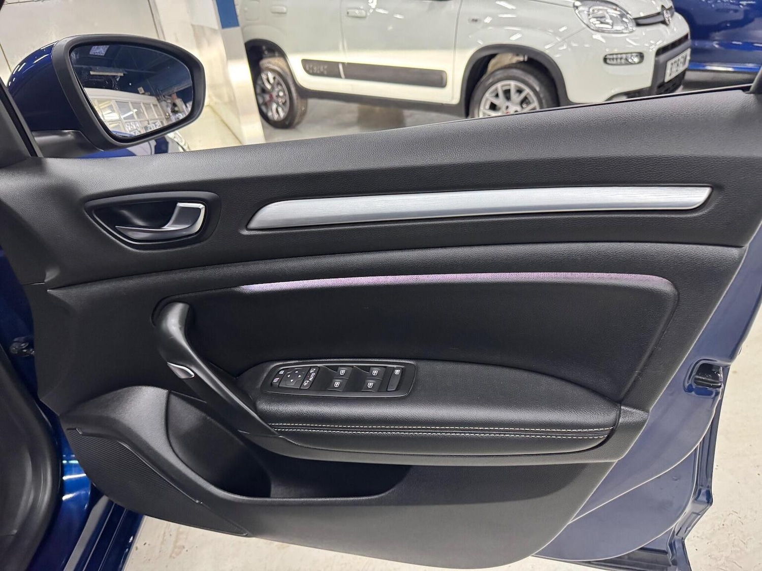 Used Renault Megane 2021 for sale - 76455522: Photo 24