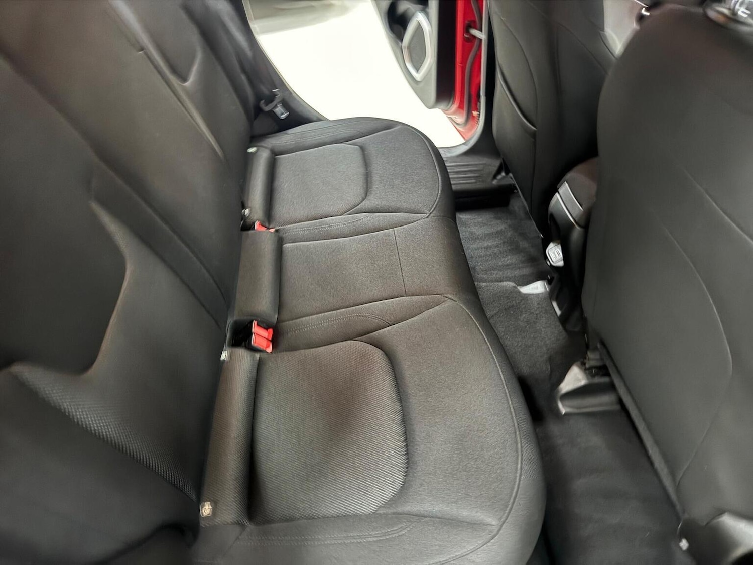 Used Jeep Renegade 2018 for sale - 76794394: Photo 24