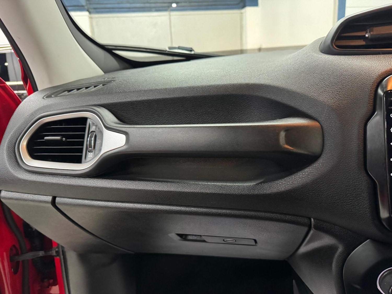 Used Jeep Renegade 2018 for sale - 76794394: Photo 37