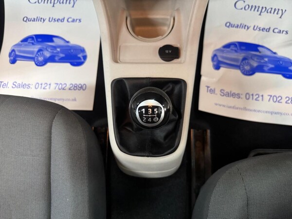 Used Volkswagen up! 2012 for sale - 76305506: Photo 28