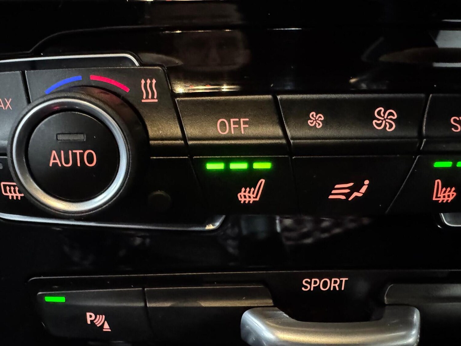 Used BMW 2 Series Active Tourer 2016 for sale - 76334736: Photo 32