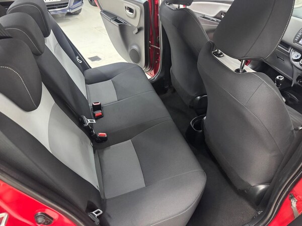 Used Toyota Yaris 2017 for sale - 76305507: Photo 18