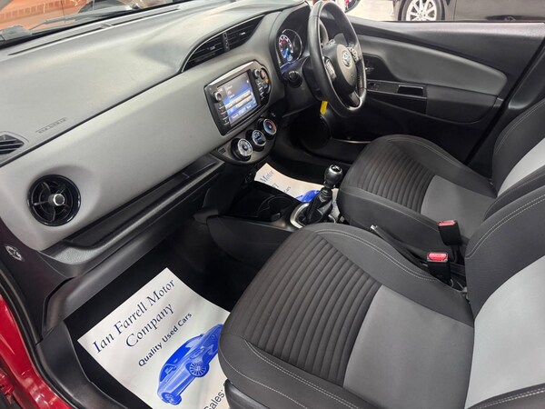 Used Toyota Yaris 2017 for sale - 76305507: Photo 21