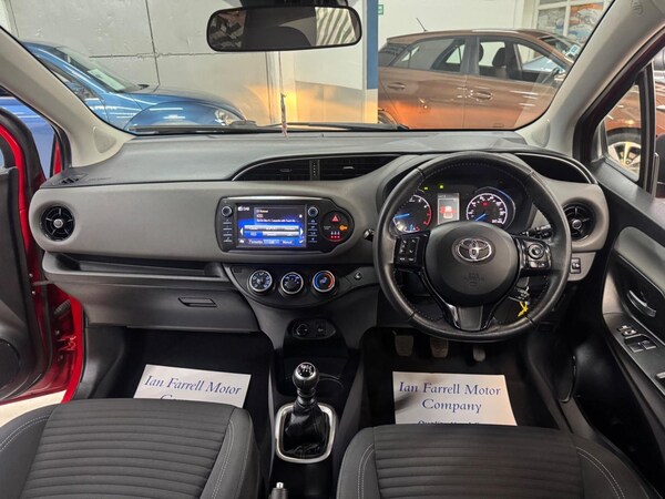 Used Toyota Yaris 2017 for sale - 76305507: Photo 24