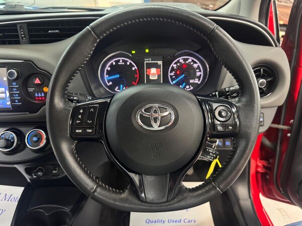 Used Toyota Yaris 2017 for sale - 76305507: Photo 26