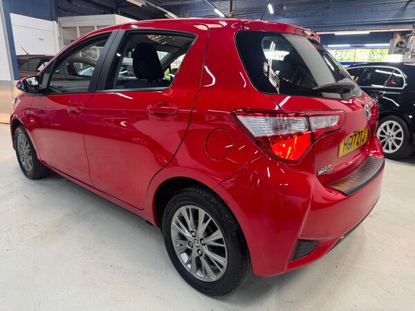 Used Toyota Yaris 2017 for sale - 76305507: Photo 5