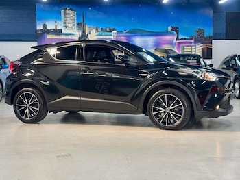 Used Toyota C-HR 2019 for sale - 79143541: Photo