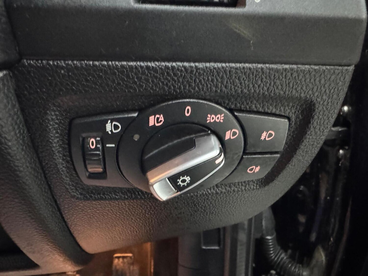 Used BMW 1 Series 2012 for sale - 77453101: Photo 28