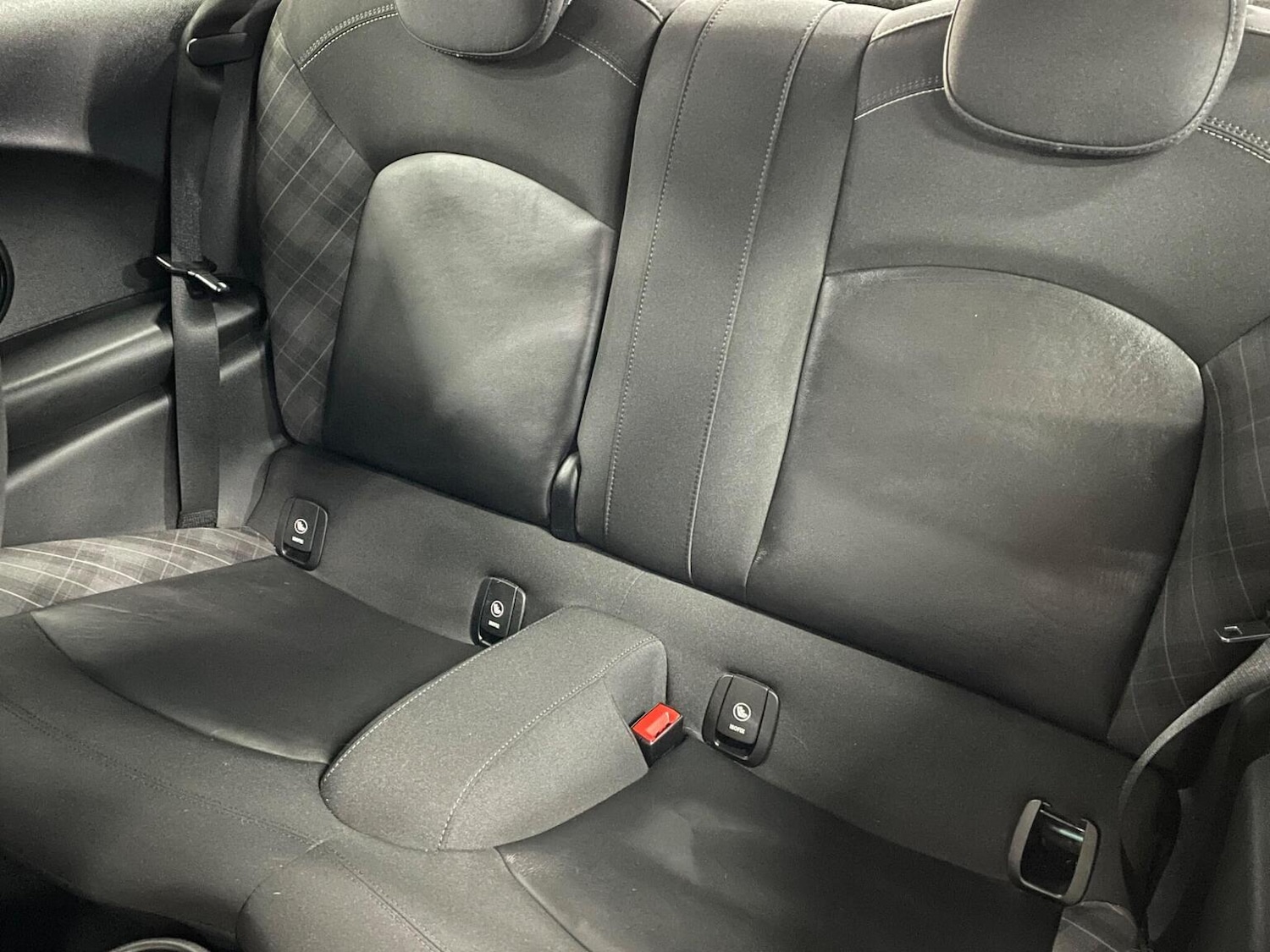 Used MINI Hatch 2017 for sale - 77616396: Photo 24