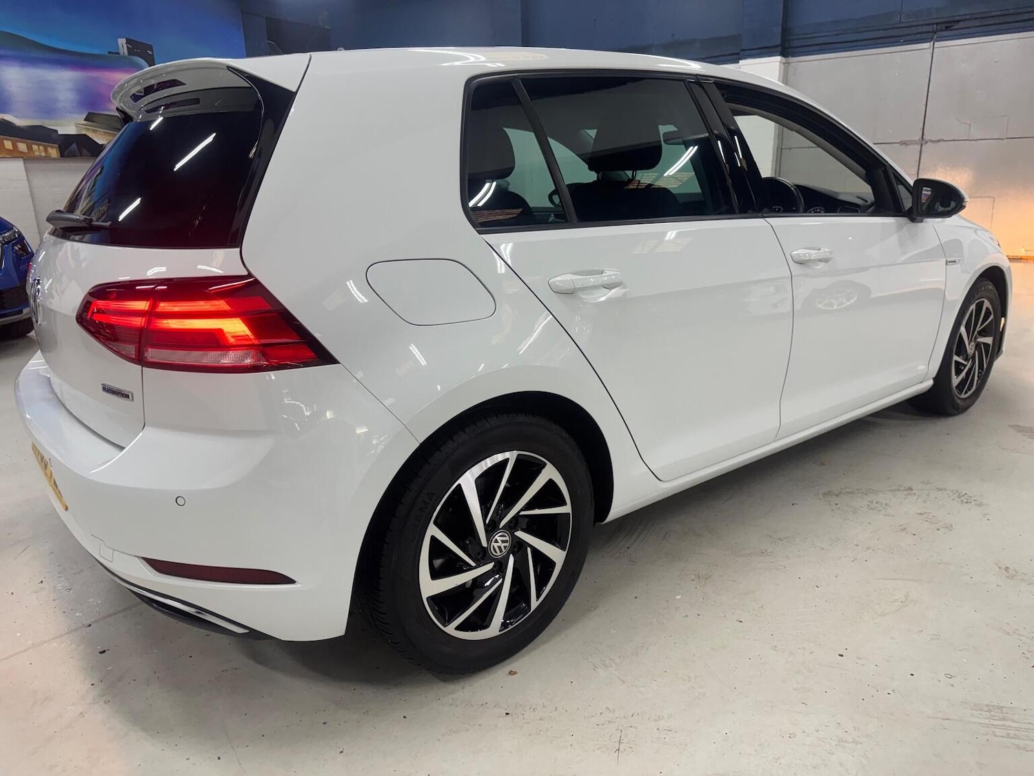 Used Volkswagen Golf 2019 for sale - 76547936: Photo 4