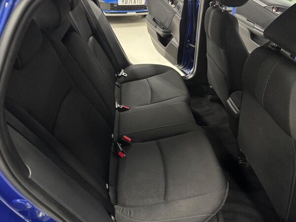 Used Honda Civic 2019 for sale - 76305666: Photo 18