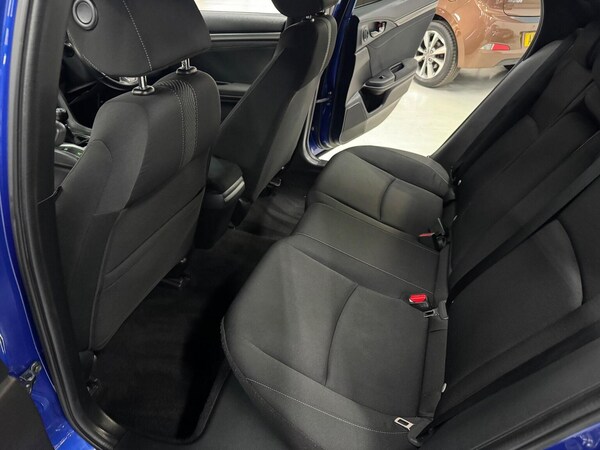 Used Honda Civic 2019 for sale - 76305666: Photo 19