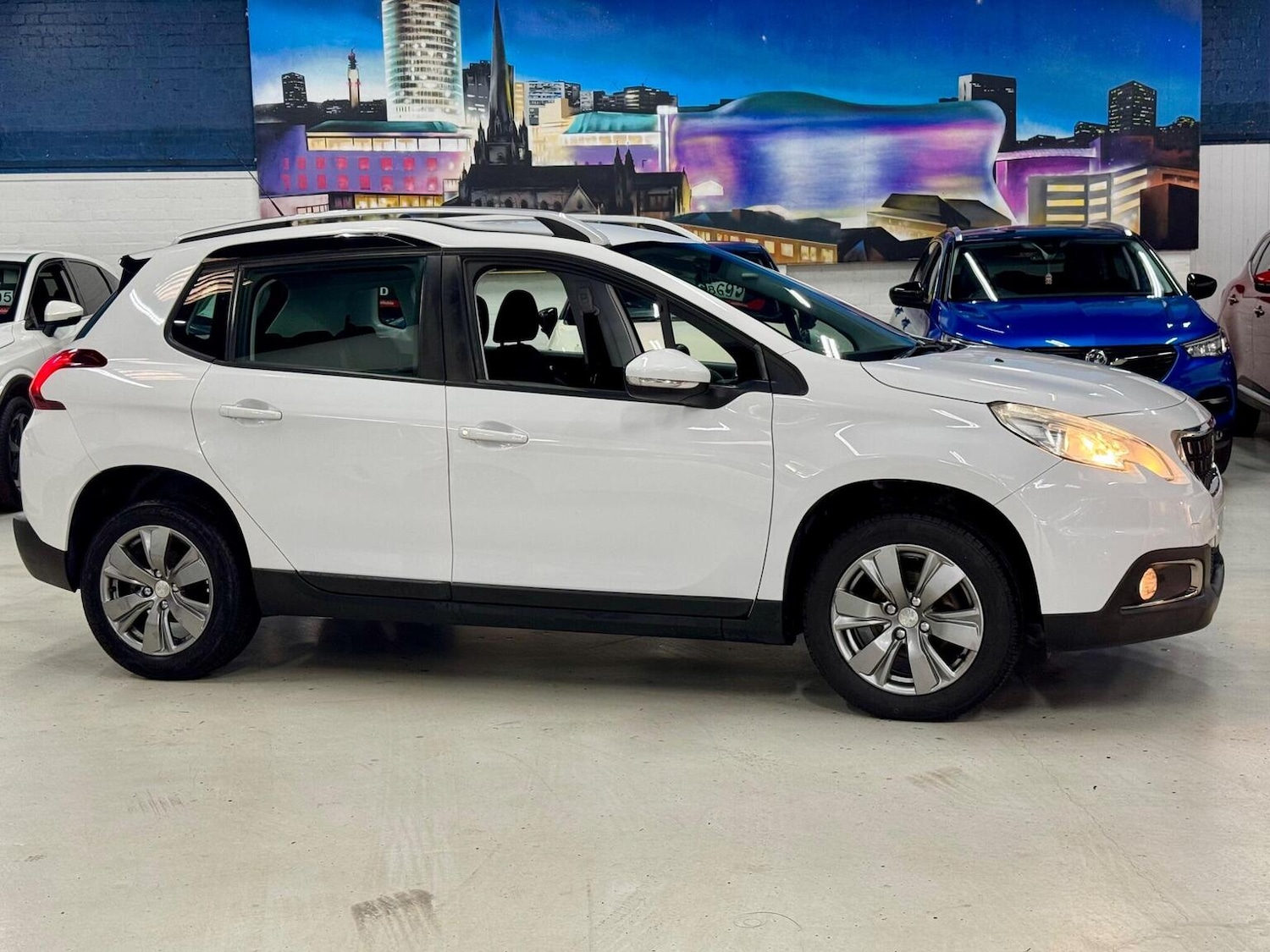 Used Peugeot 2008 2017 for sale - 77774808: Photo 2