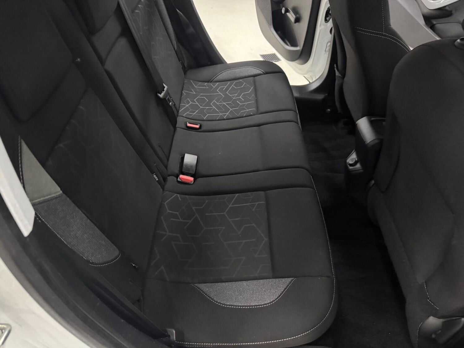 Used Peugeot 2008 2017 for sale - 77774808: Photo 21